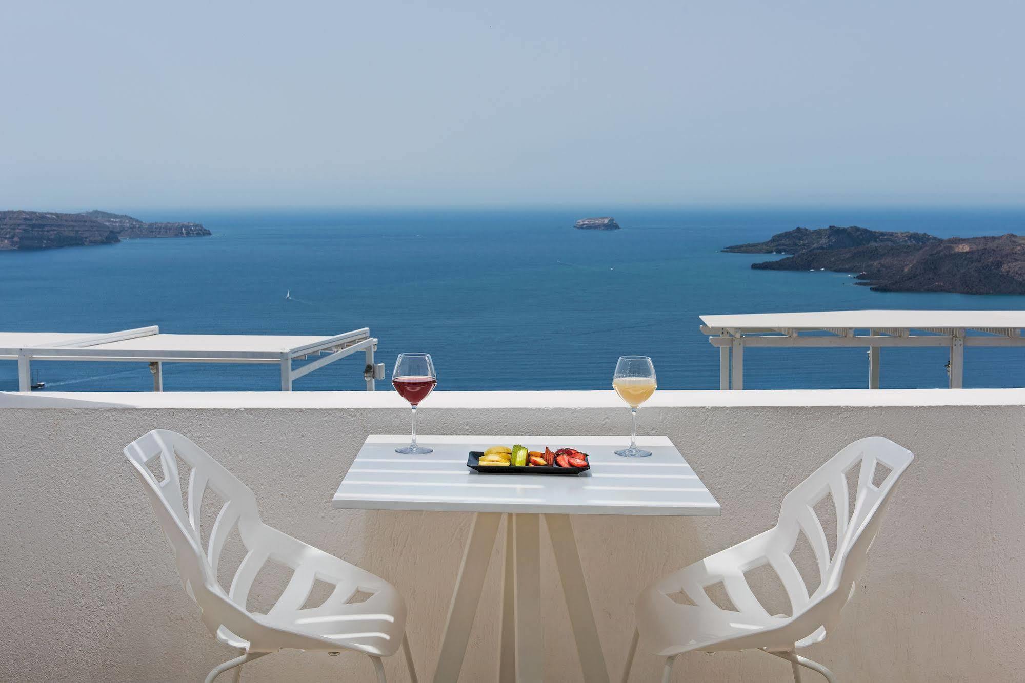 Azzurro Suites Messaria  Exterior photo